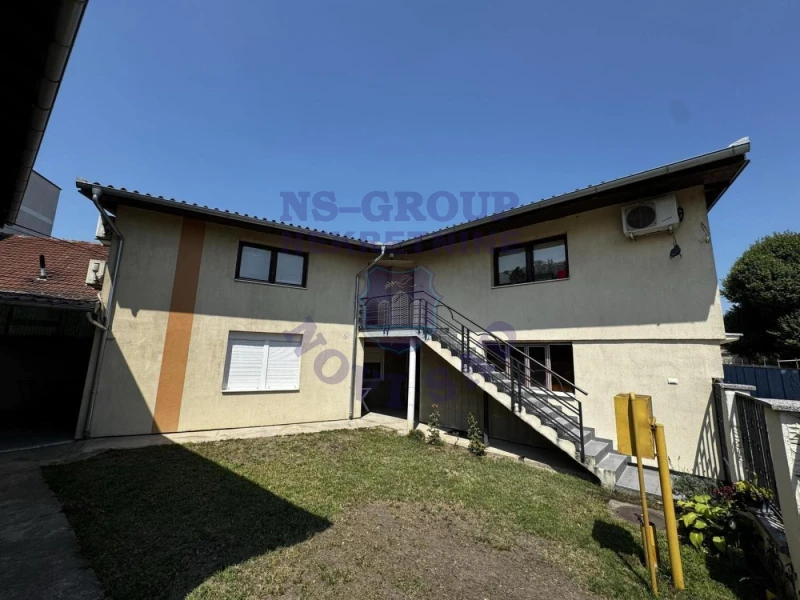 kuca na prodaju Novi Sad 200m2 550423