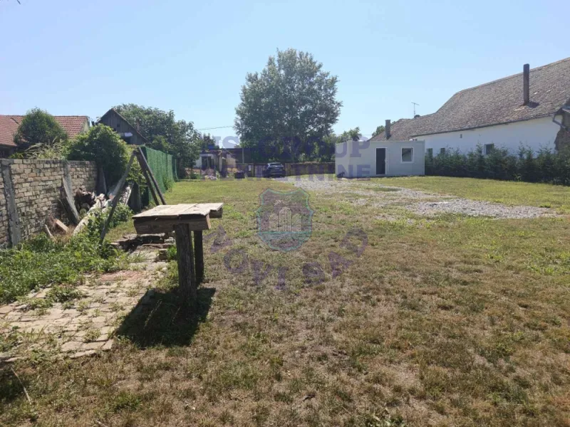 plac na prodaju Bački Petrovac 3244m2 573228