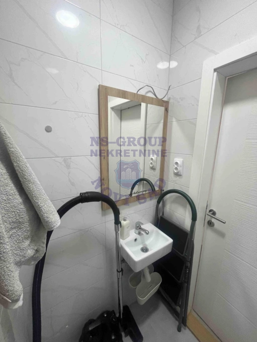 stan na prodaju Novi Sad 53m2 573627