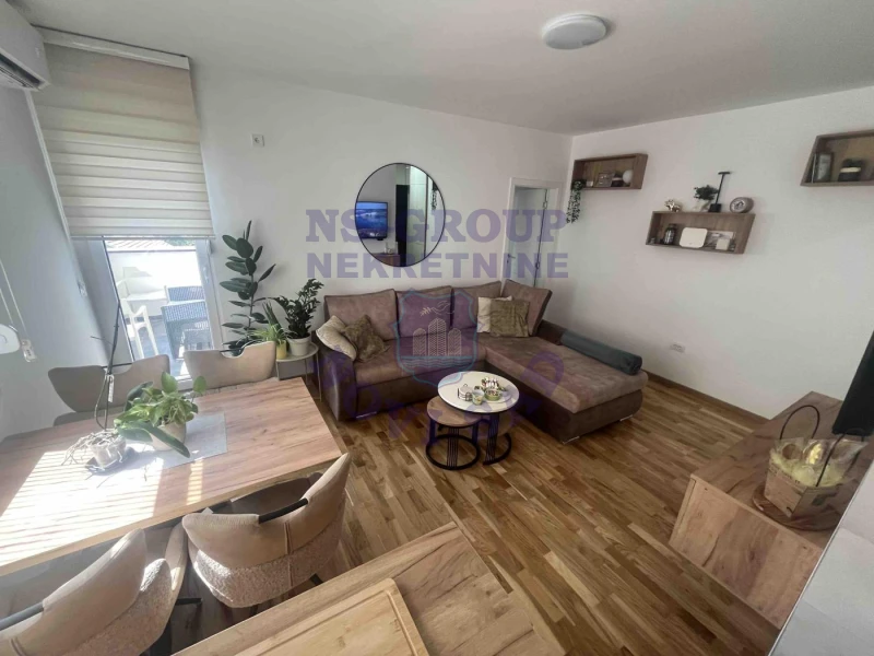 stan na prodaju Novi Sad 53m2 573627