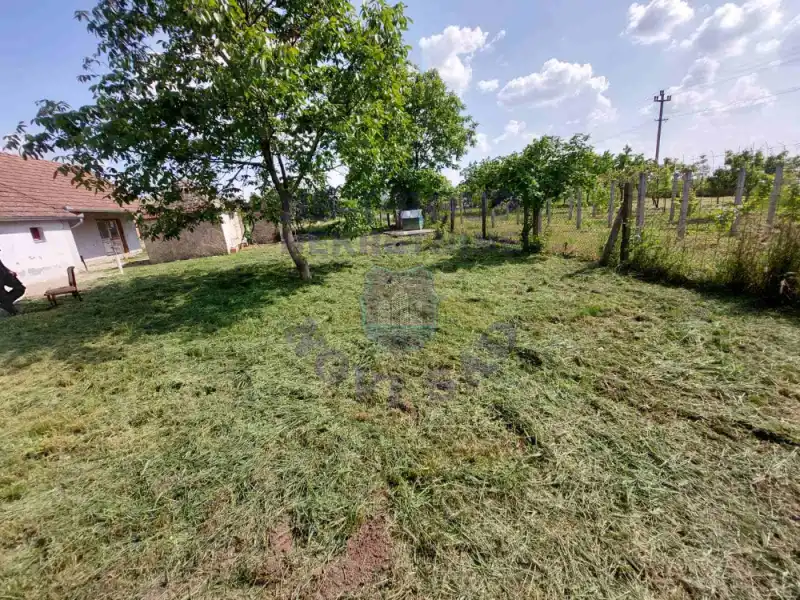 kuca na prodaju Parage 106m2 573436