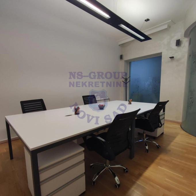 lokal za izdavanje Novi Sad 19m2 16820
