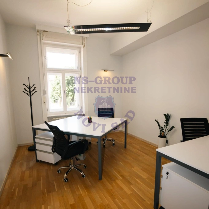 lokal za izdavanje Novi Sad 35m2 16825