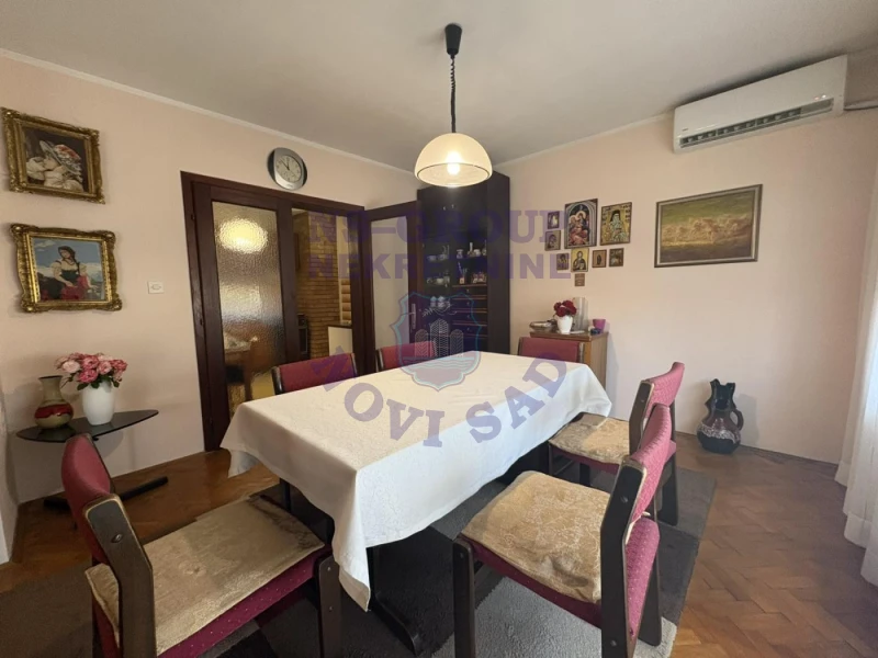 kuca na prodaju Kać 316m2 573779