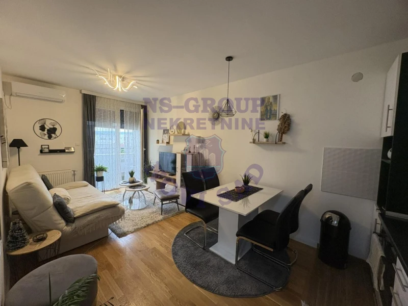 stan na prodaju Novi Sad 45m2 573889