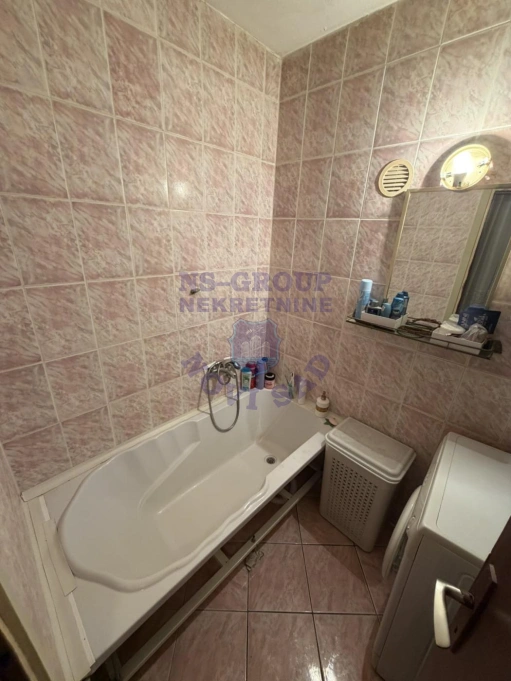 stan na prodaju Novi Sad 74m2 573895