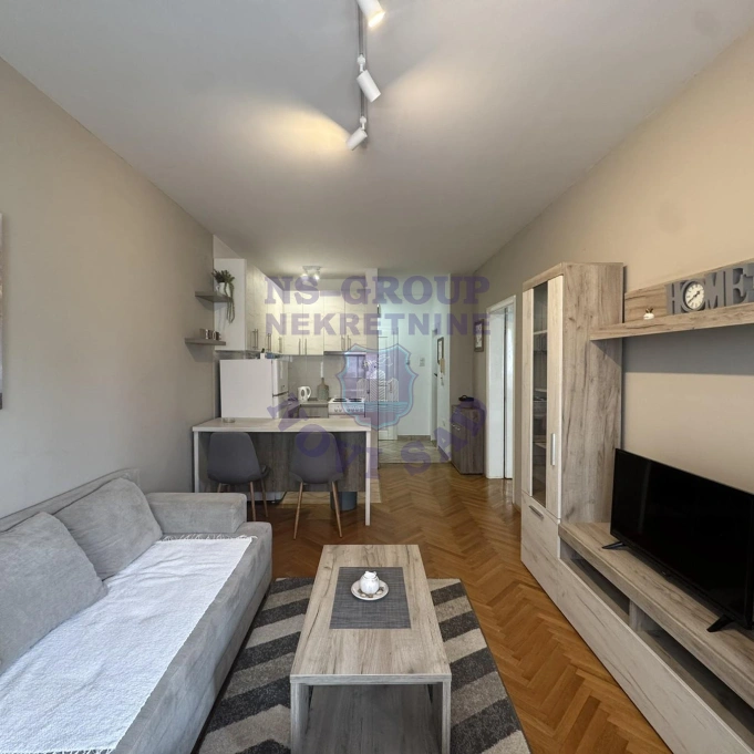 stan za izdavanje Novi Sad 41m2 16816