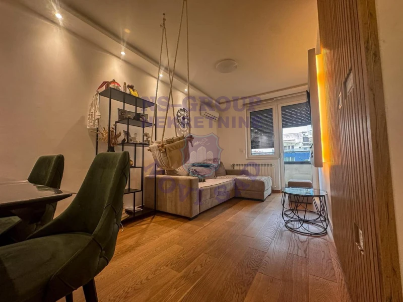 stan na prodaju Novi Sad, 50m2 573931
