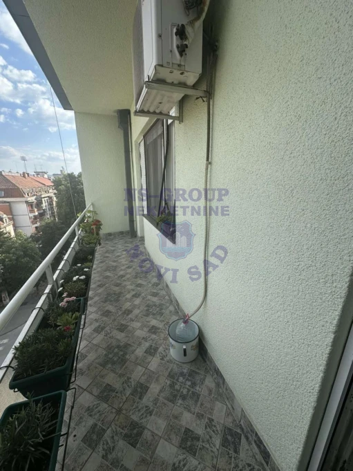 stan na prodaju Novi Sad 73m2 574032