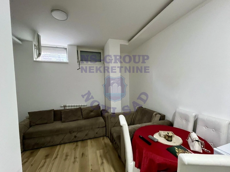 stan na prodaju Petrovaradin 21m2 573262