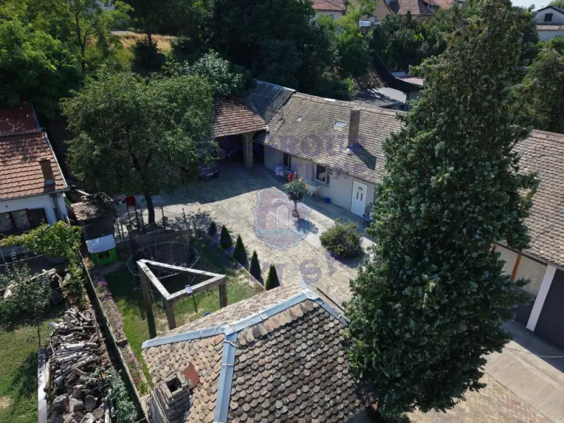 Kuća na prodaju Sremski Karlovci 118m2, 572271
