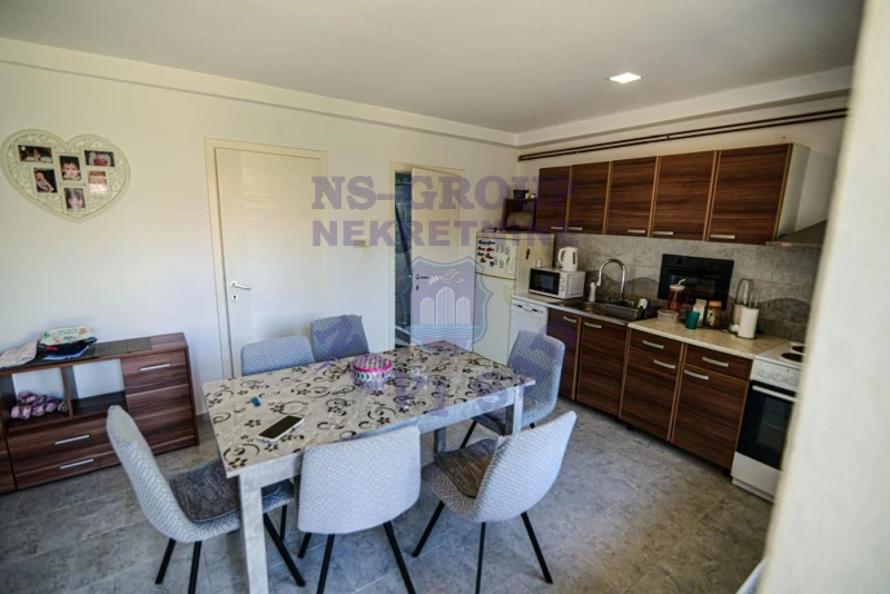 Kuća na prodaju Sremski Karlovci 118m2, 572271