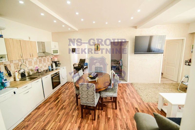 Kuća na prodaju Sremski Karlovci 118m2, 572271