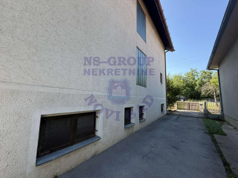 kuca na prodaju Begeč 270m2 296309