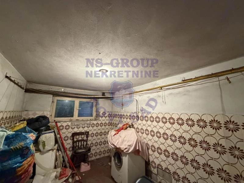 kuca na prodaju Begeč 270m2 296309