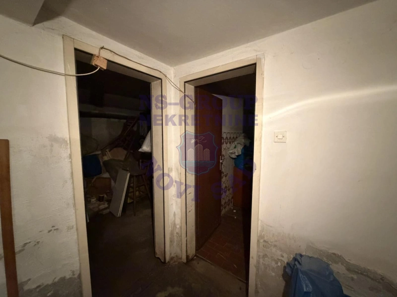 kuca na prodaju Begeč 270m2 296309