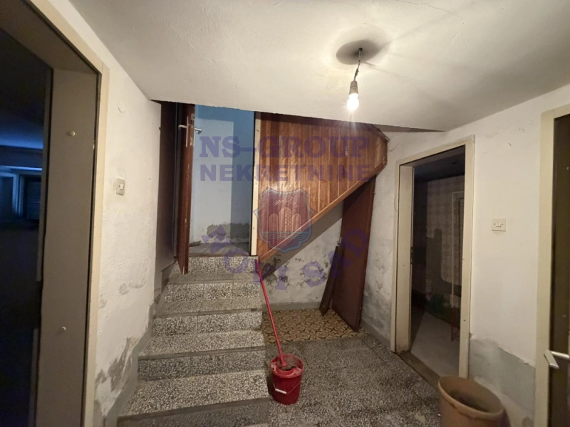 kuca na prodaju Begeč 270m2 296309