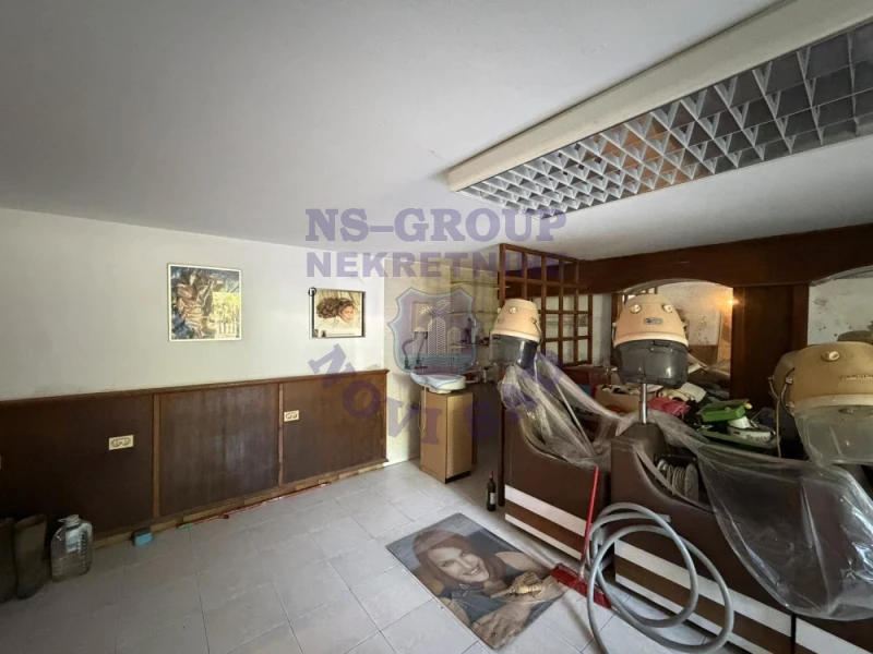 kuca na prodaju Begeč 270m2 296309