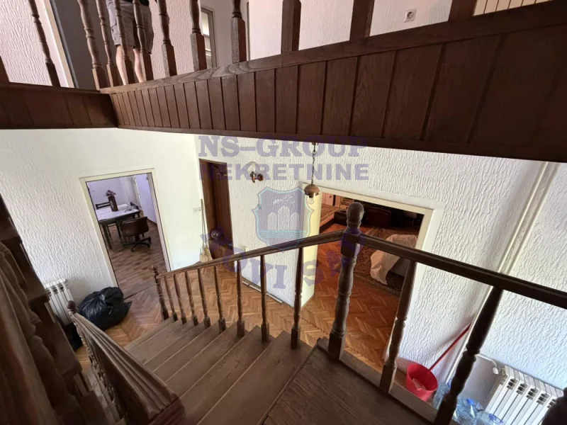 kuca na prodaju Begeč 270m2 296309