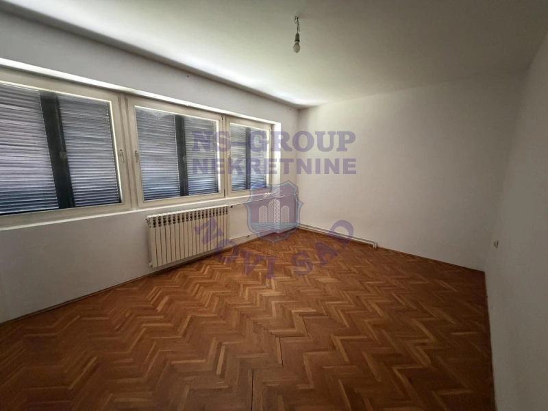 kuca na prodaju Begeč 270m2 296309