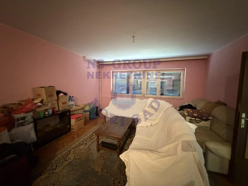 kuca na prodaju Begeč 270m2 296309