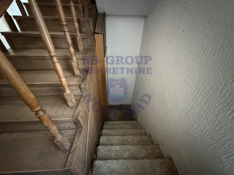 kuca na prodaju Begeč 270m2 296309
