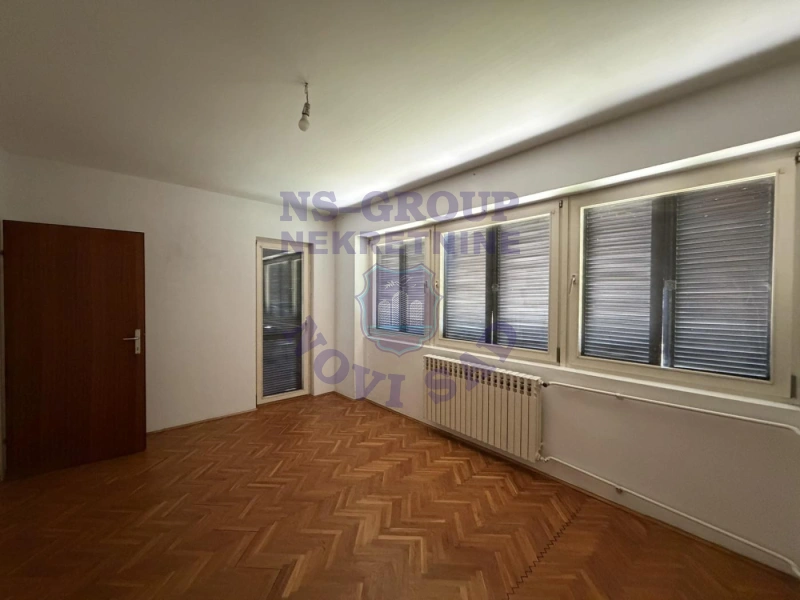 kuca na prodaju Begeč 270m2 296309