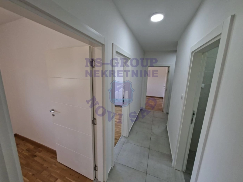 stan na prodaju Veternik 74m2 572229