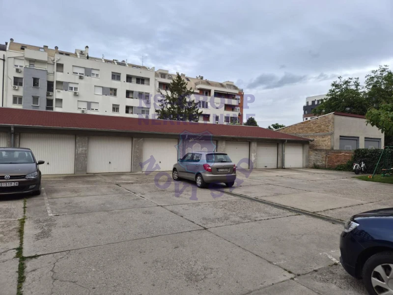 garaza na prodaju Petrovaradin 18m2 574029