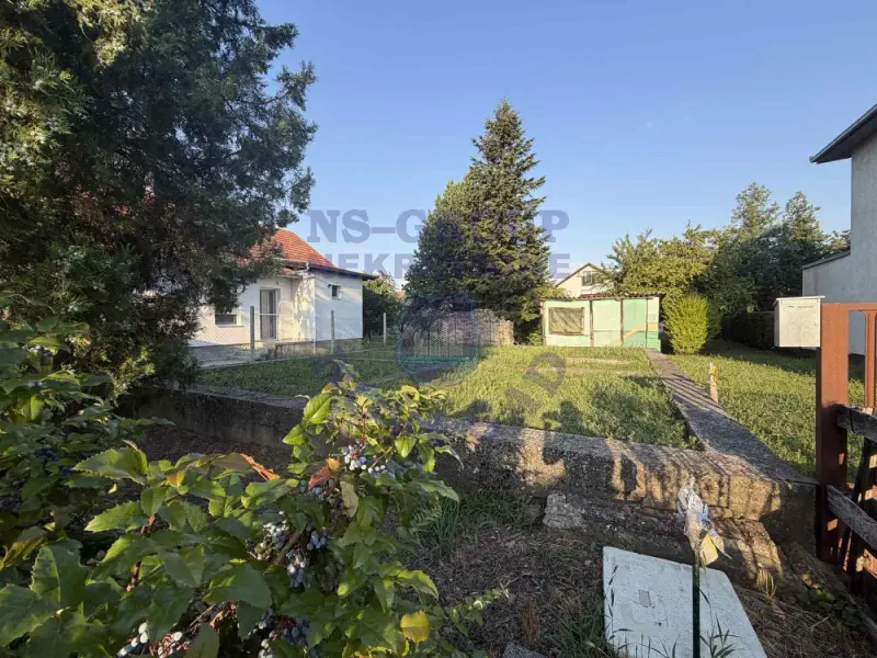 plac na prodaju Bački Jarak, 426m2 574041