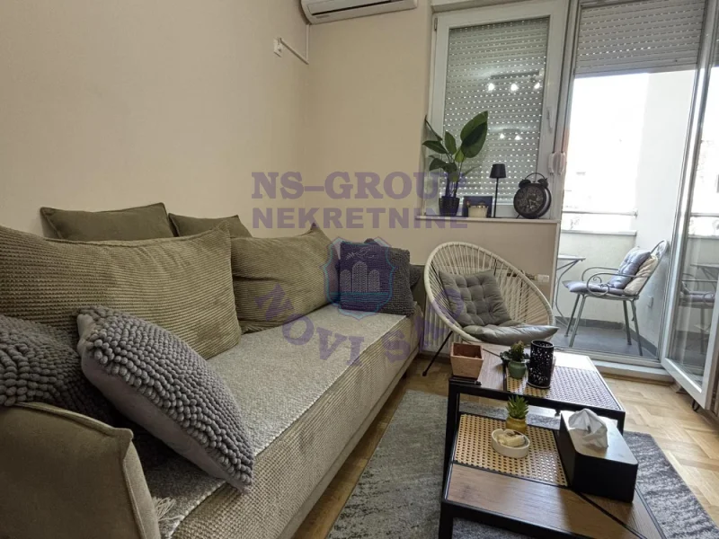 stan na prodaju Novi Sad 50m2 573149