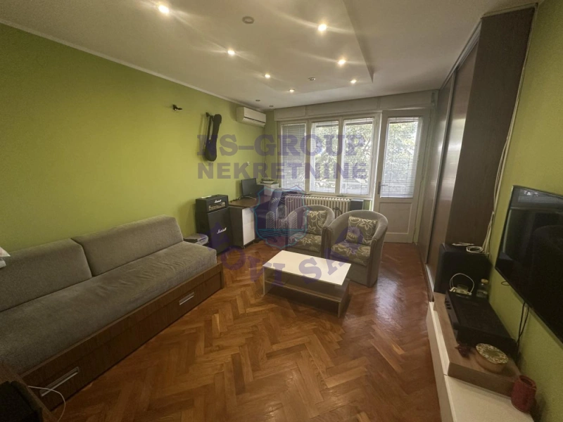 stan na prodaju Novi Sad, 73m2 574032