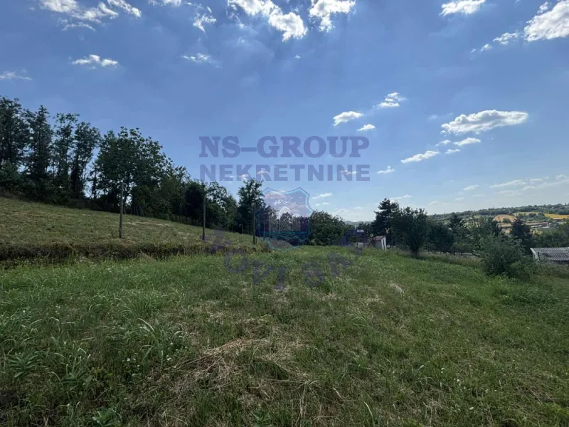plac na prodaju Petrovaradin, 711m2 574006