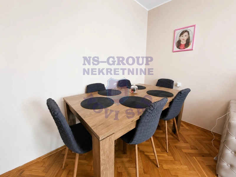 stan na prodaju Novi Sad 49m2 574023