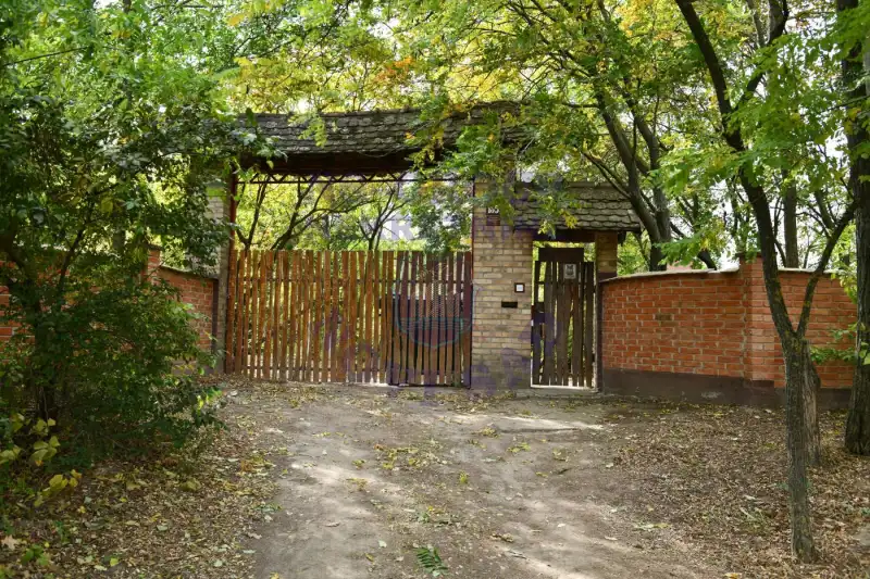 kuca na prodaju Srbobran, 313m2 573494