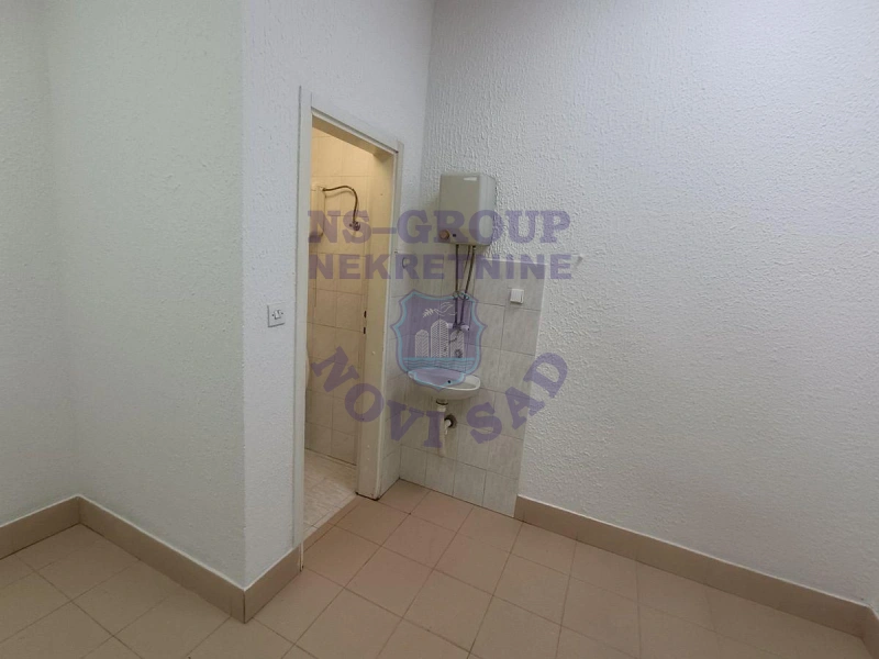 lokal na prodaju Novi Sad, 12m2 574101