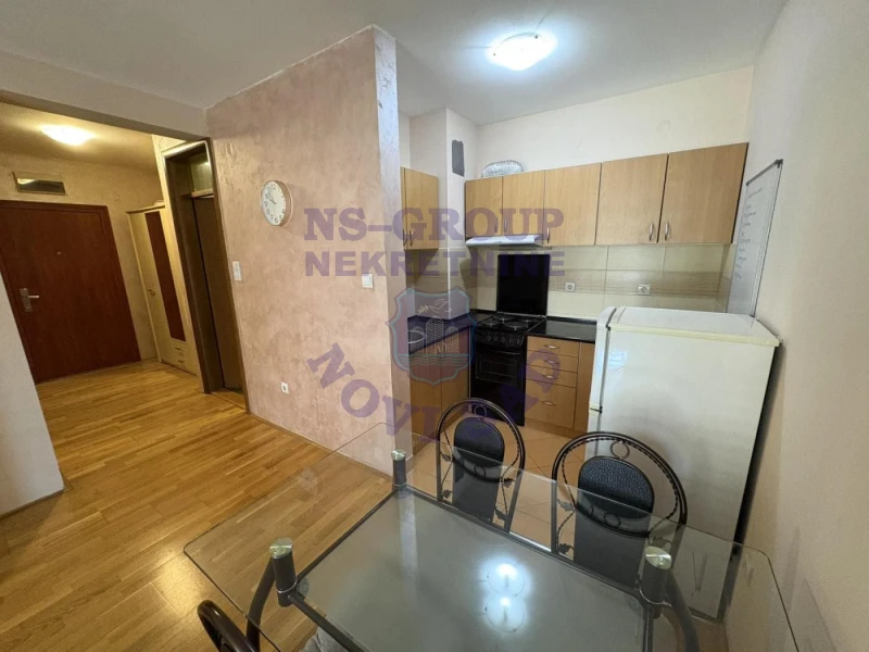 stan na prodaju Novi Sad 46m2 574083
