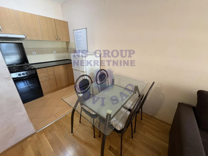 stan na prodaju Novi Sad 46m2 574083