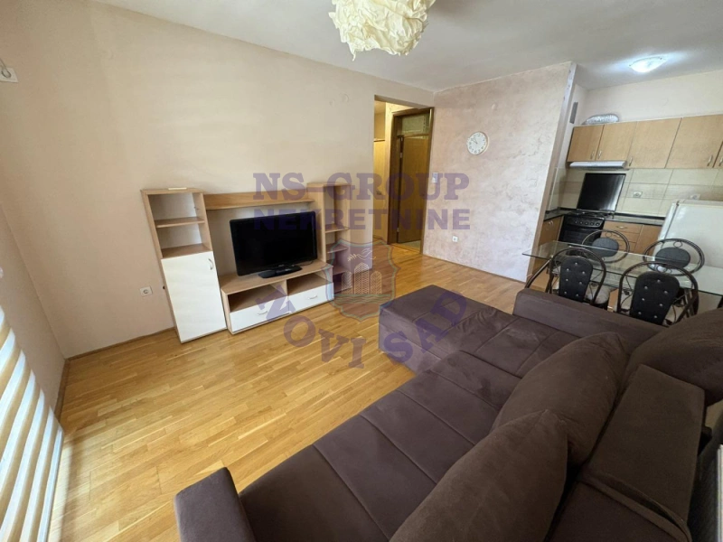 stan na prodaju Novi Sad 46m2 574083