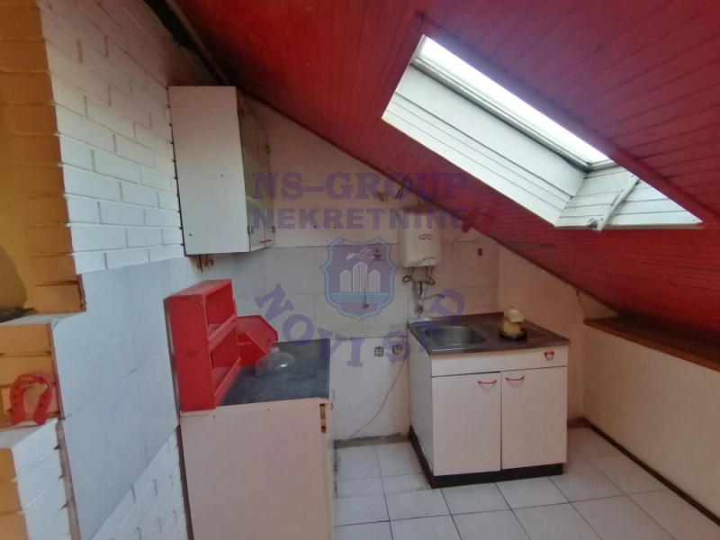 kuca na prodaju Veternik 122m2 573992
