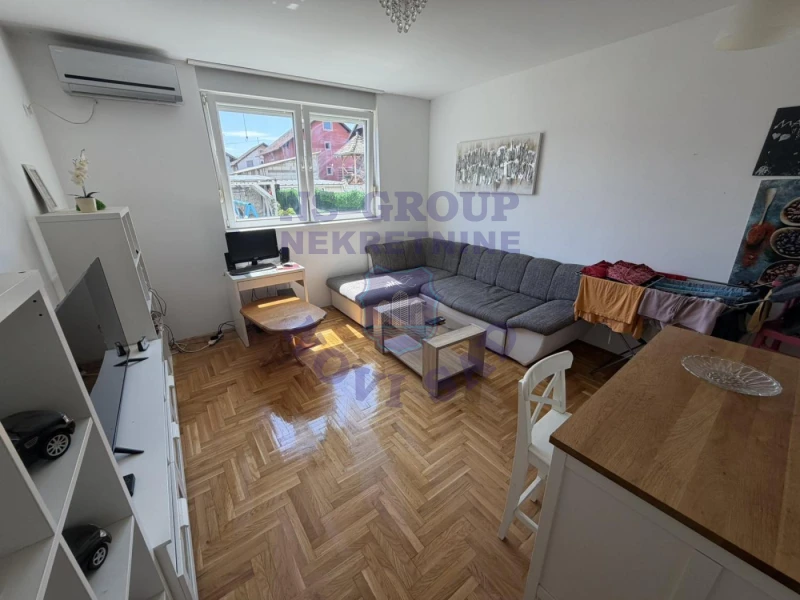 stan na prodaju Novi Sad, 60m2 574068