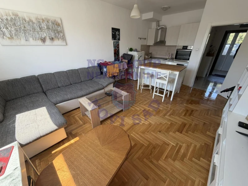 stan na prodaju Novi Sad 60m2 574068