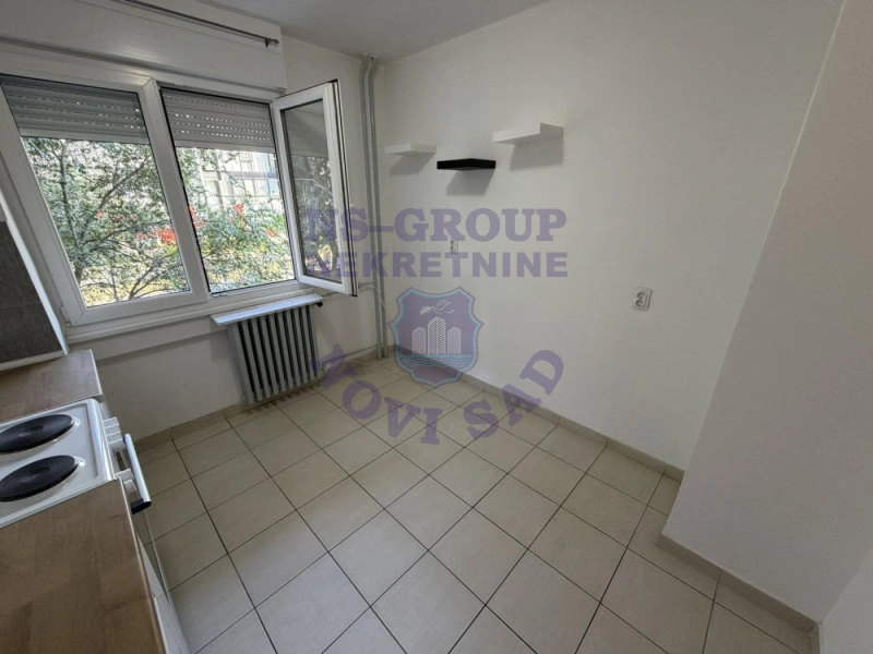 stan na prodaju Novi Sad 48m2 573381