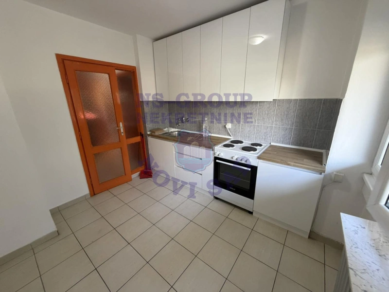 stan na prodaju Novi Sad 48m2 573381