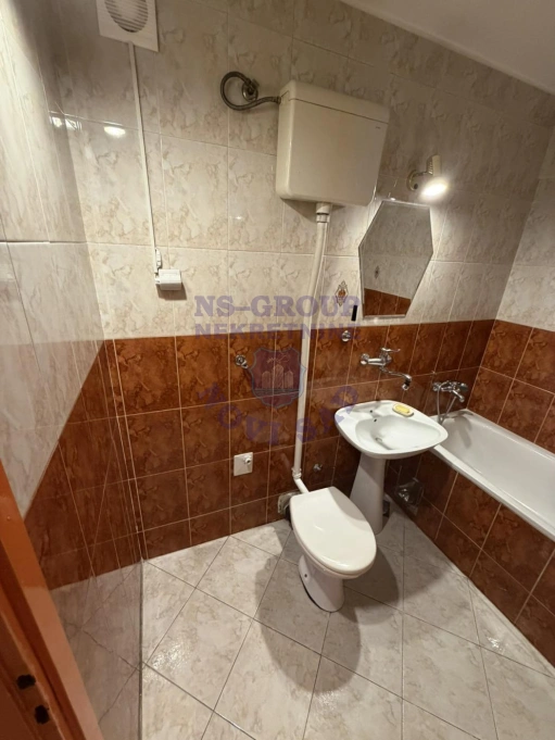 stan na prodaju Novi Sad 48m2 573381