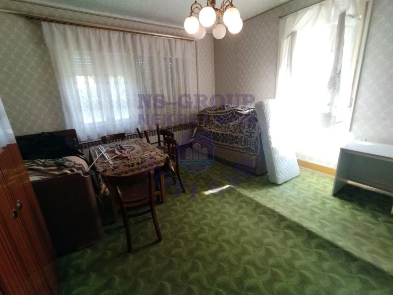 kuca na prodaju Gložan 220m2 574112