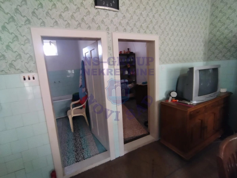 kuca na prodaju Gložan 220m2 574112