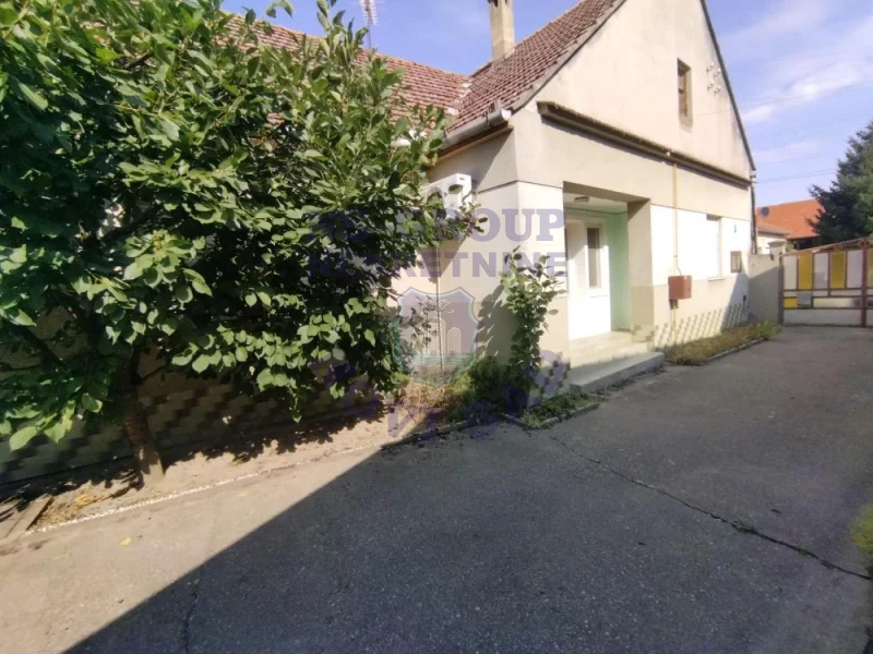 kuca na prodaju Gložan, 220m2 574112