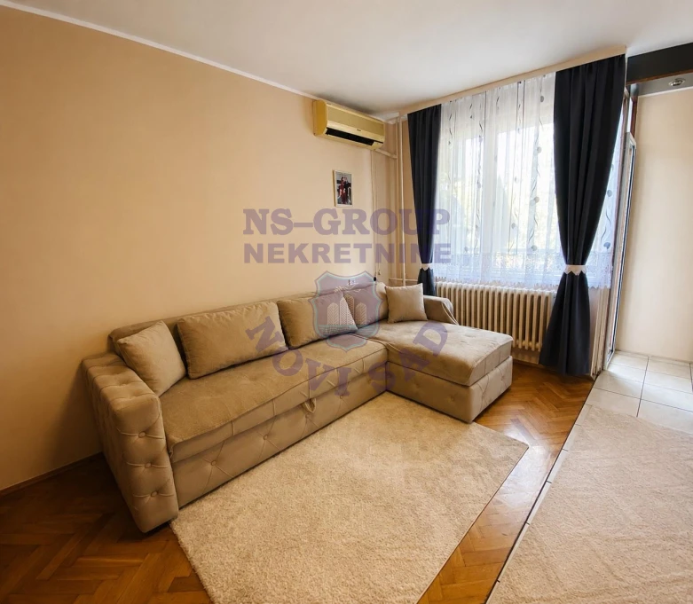 stan na prodaju Novi Sad, 49m2 574023