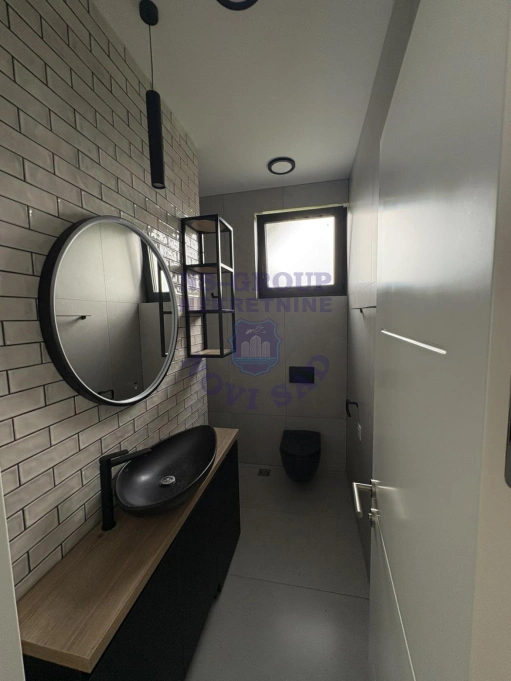 kuca na prodaju Sremska Kamenica 371m2 552873